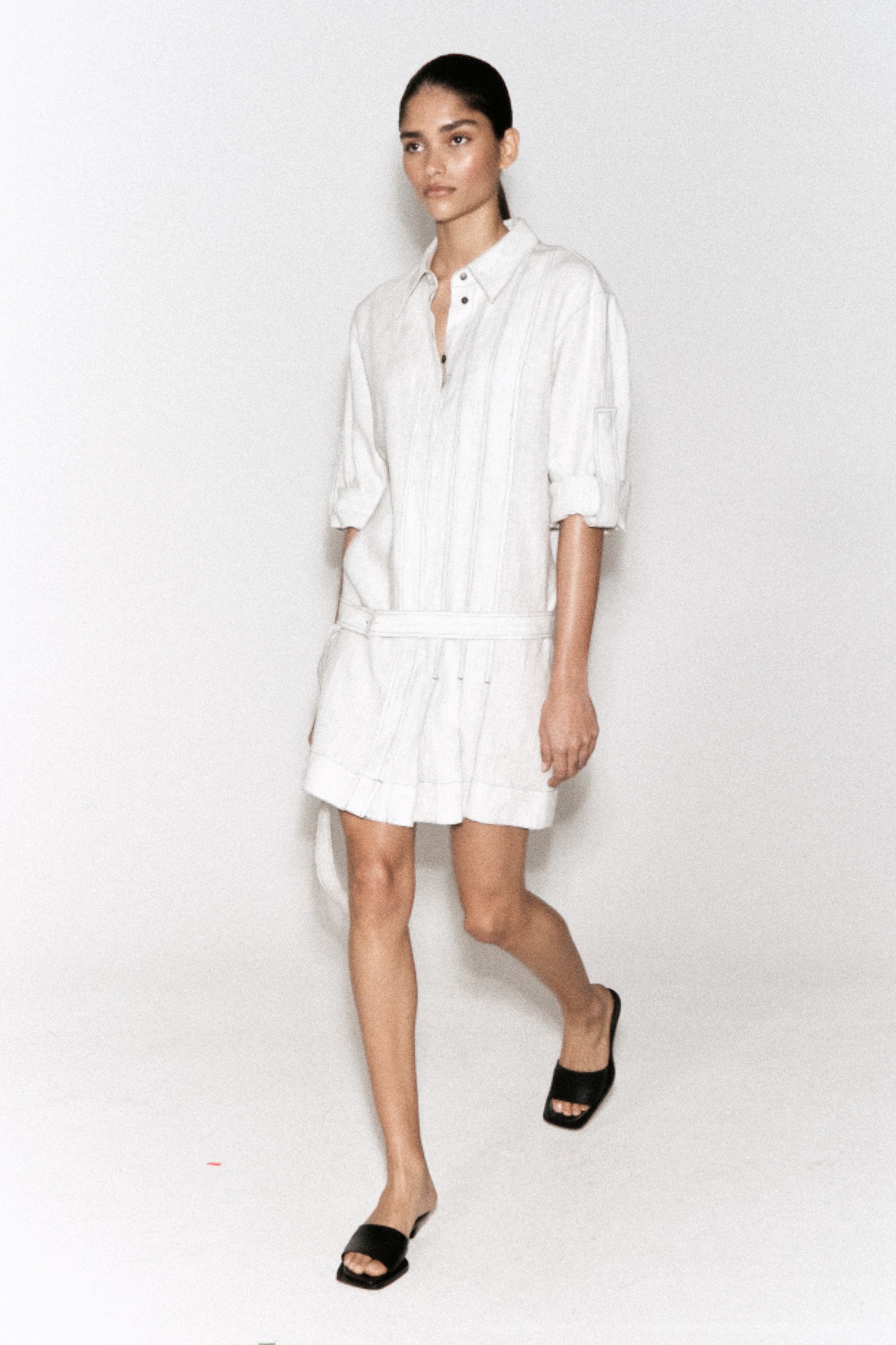 ベルト付きプリーツ入り リネンミニシャツワンピース